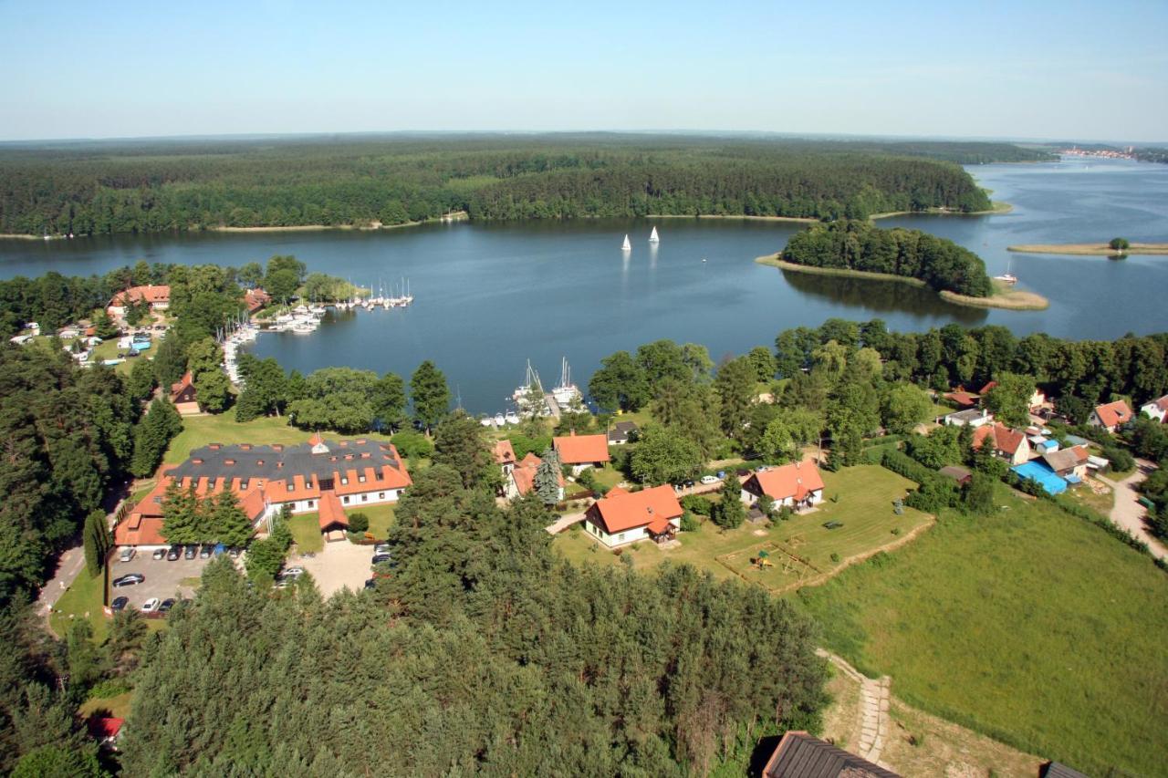 Pan Dom Pracy Tworczej W Wierzbie Wierzba エクステリア 写真